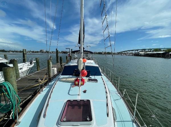 Gulfstar 47 Sailmaster