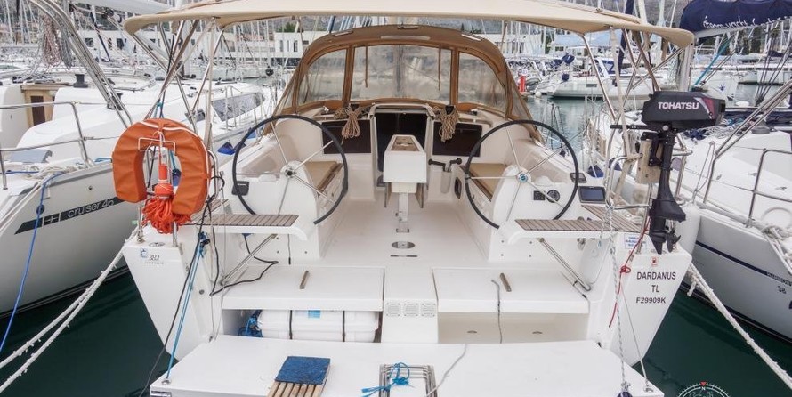 Dufour 382 Grand Large