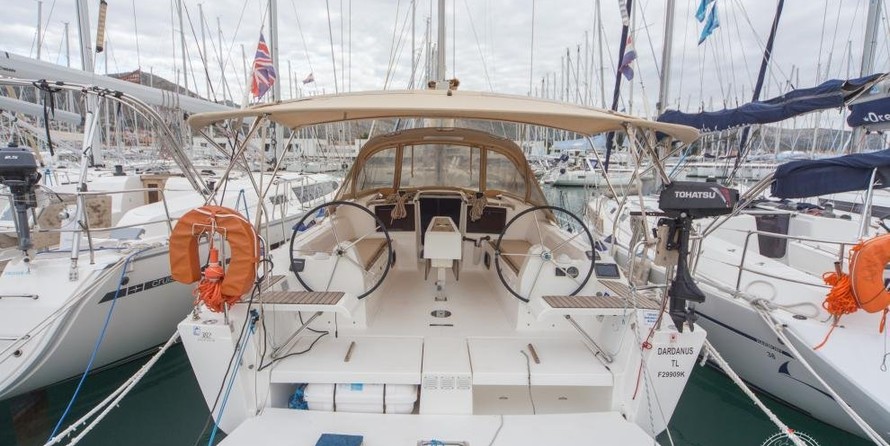 Dufour 382 Grand Large