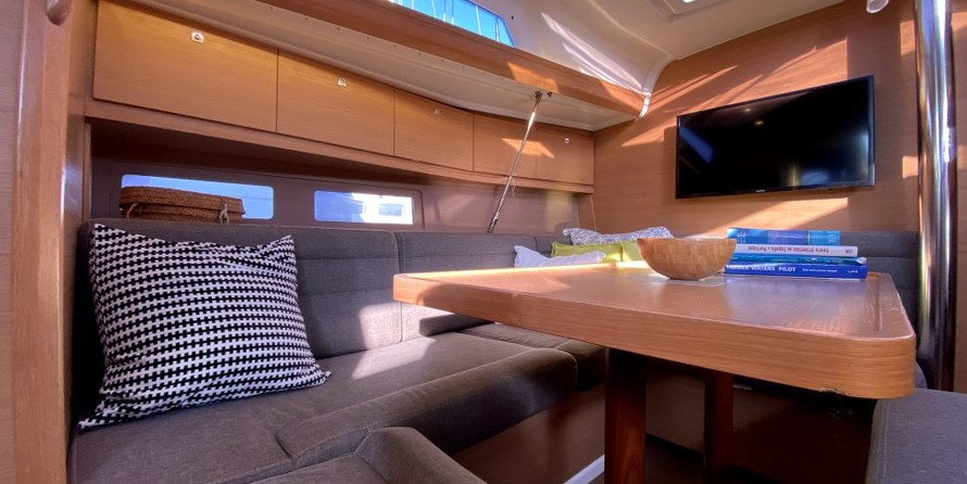 Dufour 410 Grand Large