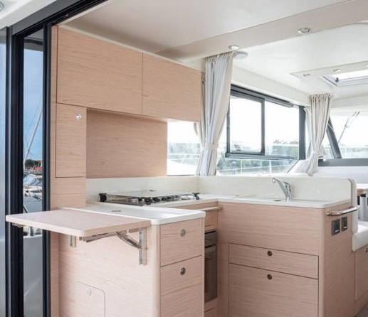 Swift Trawler 41 Fly