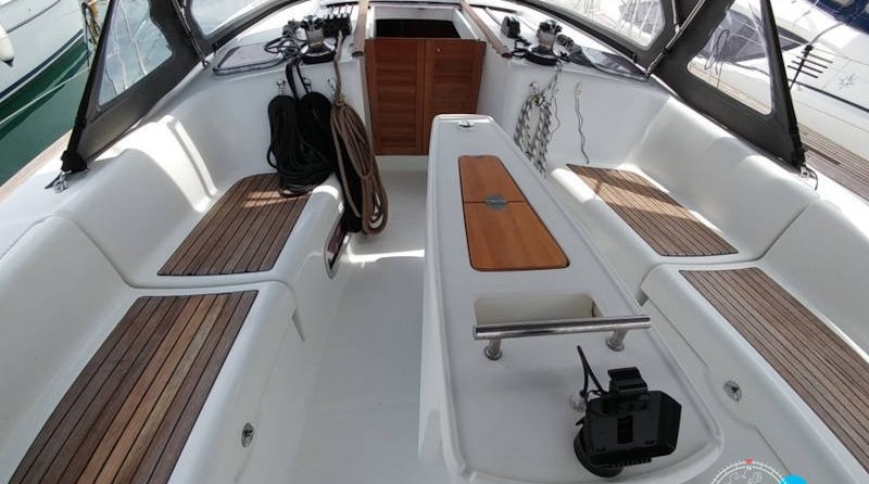 Beneteau 43