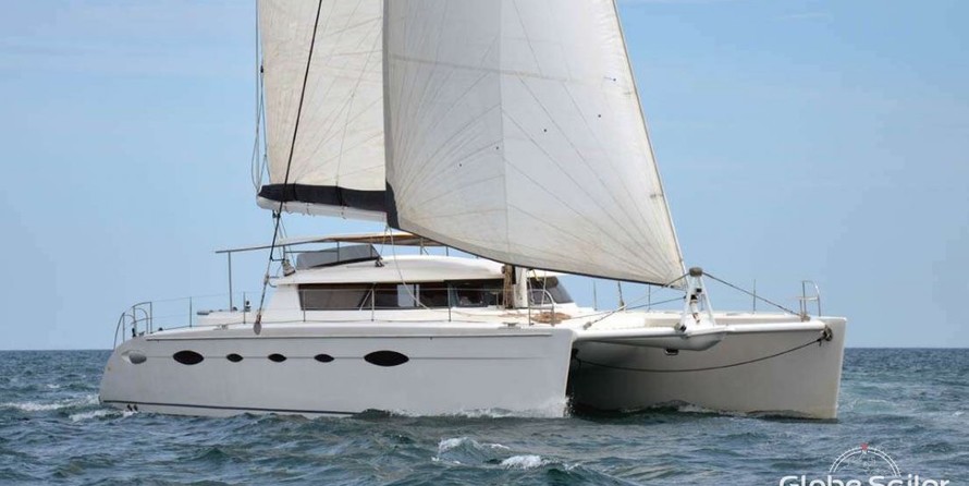 Fountaine Pajot 60
