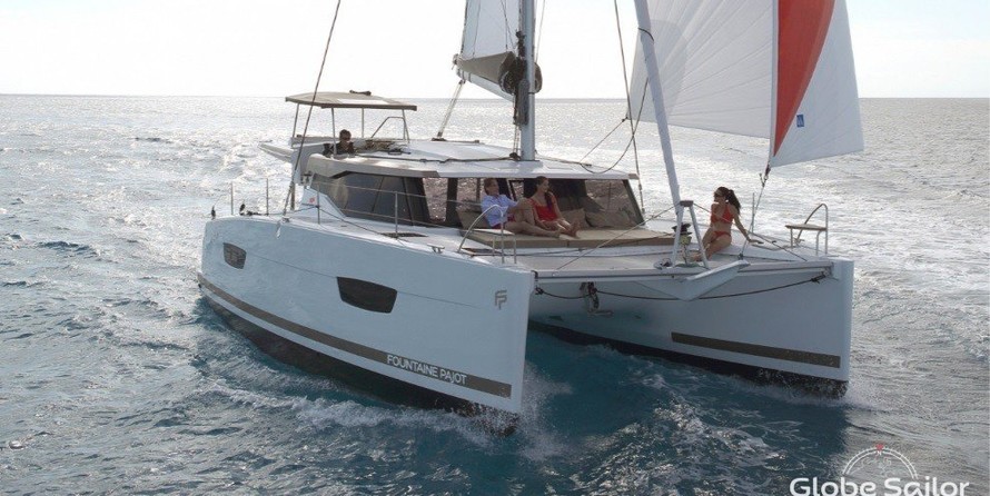 Fountaine Pajot Lucia 40
