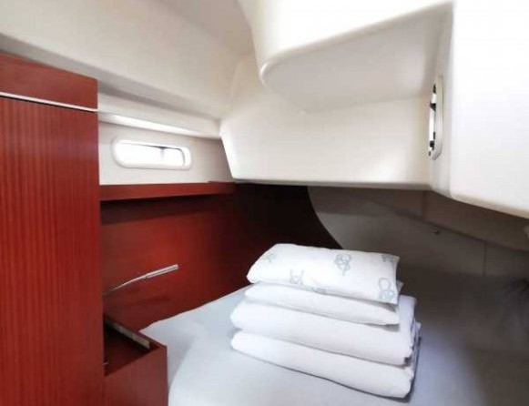 Hanse 415