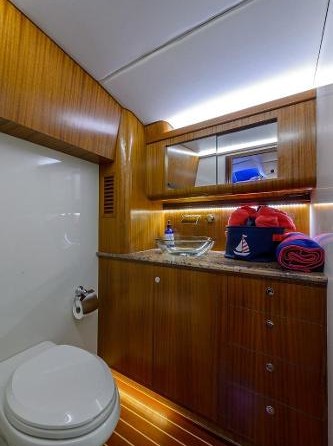 Maverick Yachts Costa Rica 48