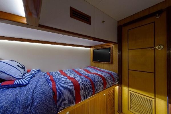 Maverick Yachts Costa Rica 48