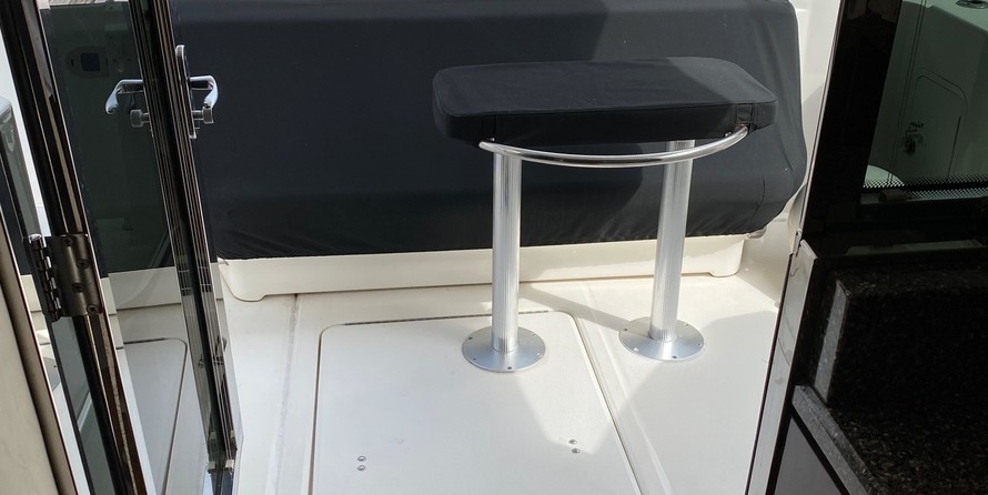 Sea Ray 47 Sedan Bridge