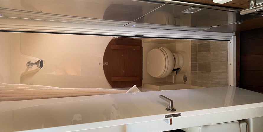 Sea Ray 410 Sundancer