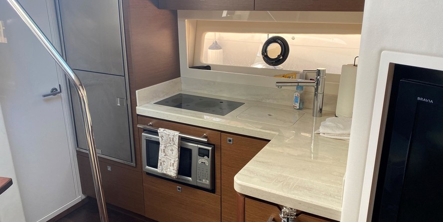 Sea Ray 410 Sundancer