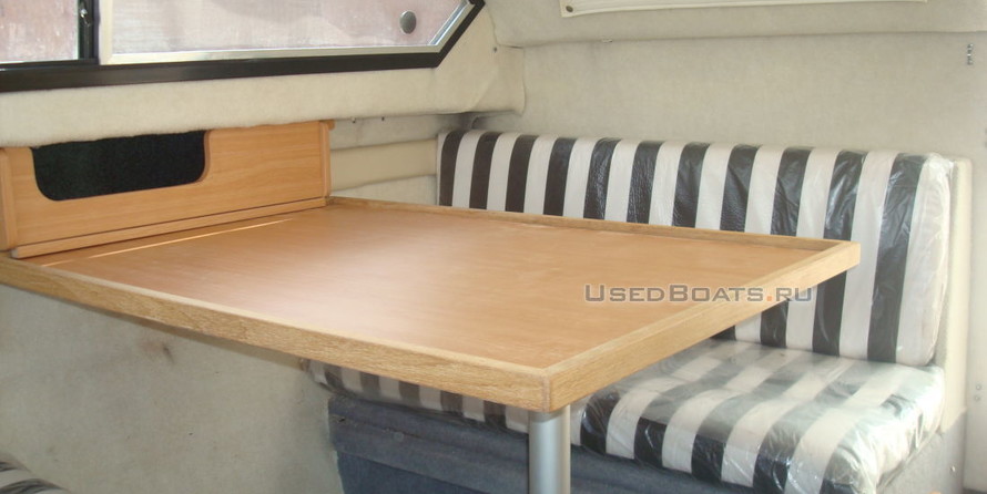 Bayliner 2452 Cabin