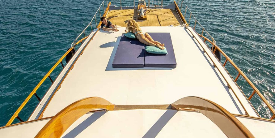 Simpson 12 meter junk rigged