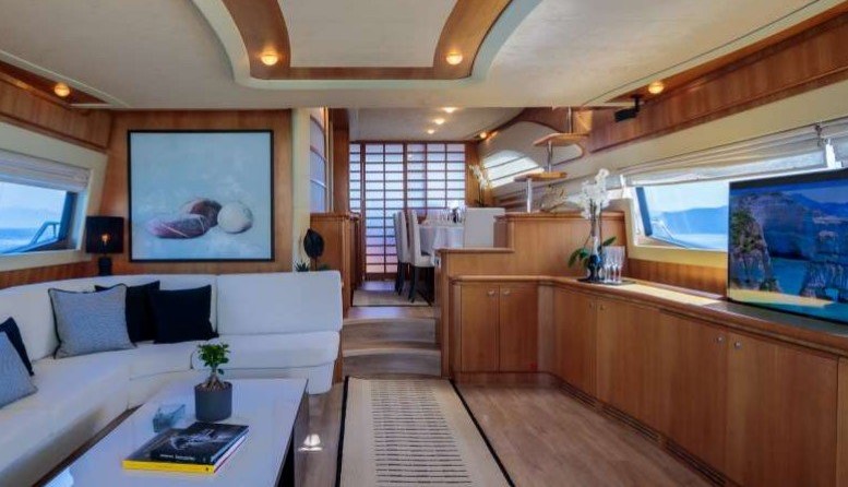 Ferretti 57 Fly