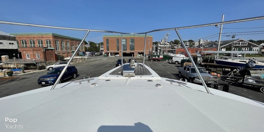 Trojan 11 Meter Express