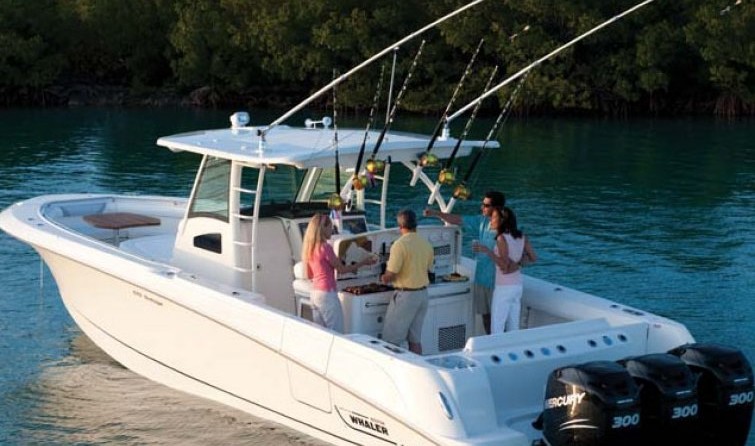 Boston Whaler 380 Outrage