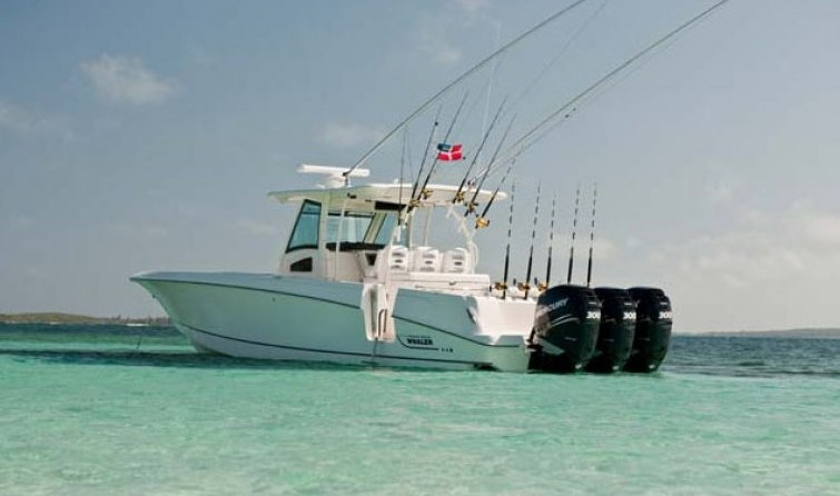 Boston Whaler 380 Outrage