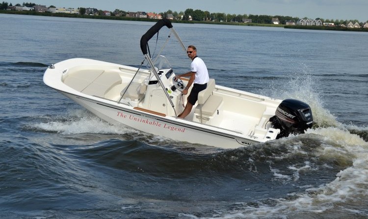 Boston Whaler 170 Montauk