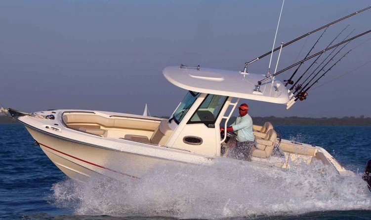 Boston Whaler 250 Outrage