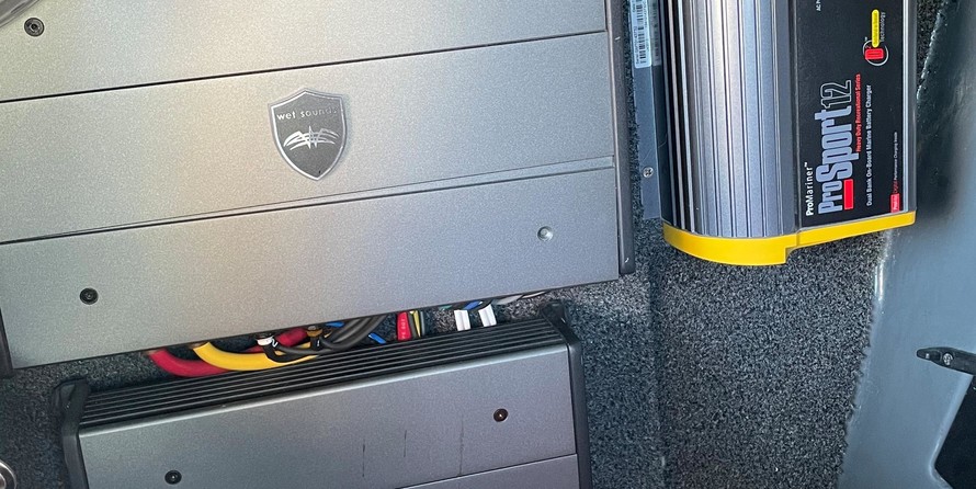 ATX Surf Boats 22 Type-S Phantom