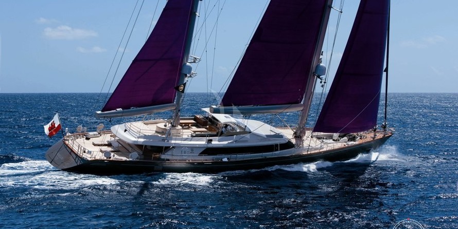 Perini Navi Baracuda