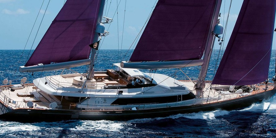 Perini Navi Baracuda