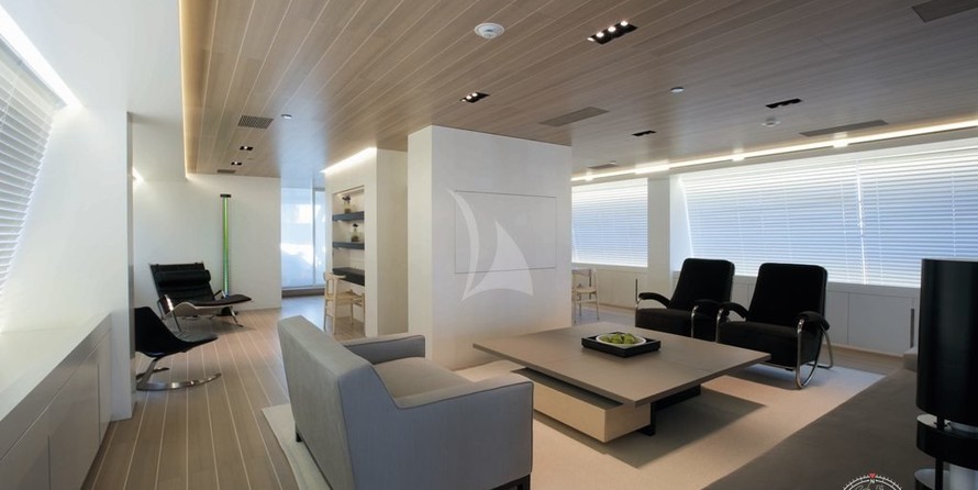 Perini Navi Baracuda