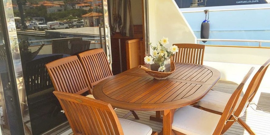 Falcon Yachts 76 Fly