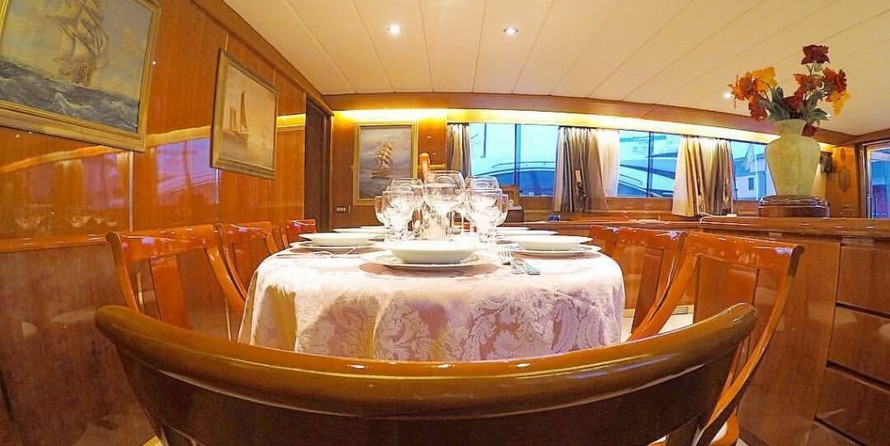 Falcon Yachts 76 Fly