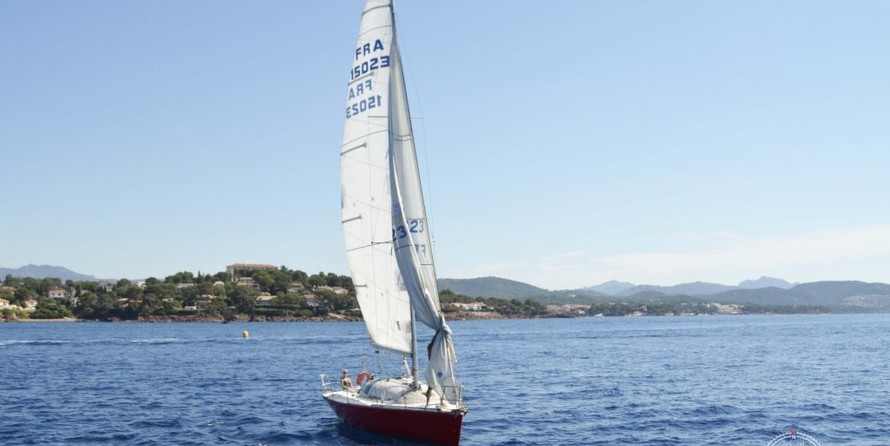 Jeanneau One Design 35