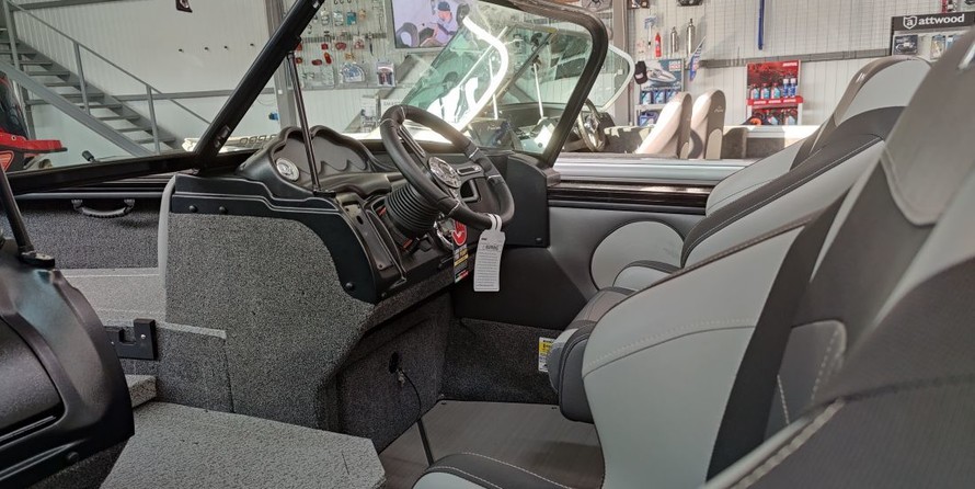 Lund Crossover XS 1875