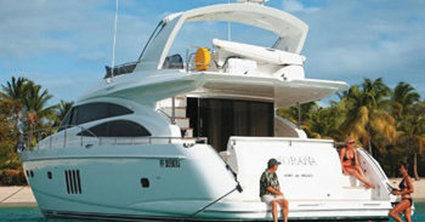 Princess Flybridge 67