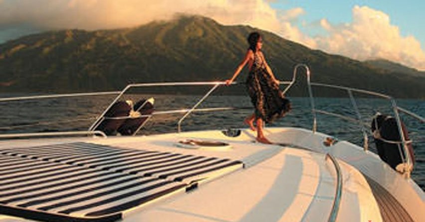 Princess Flybridge 67