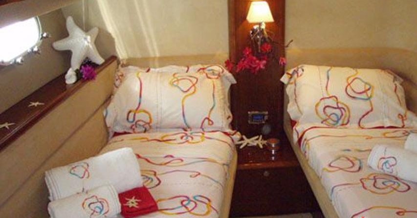 Princess Flybridge 67