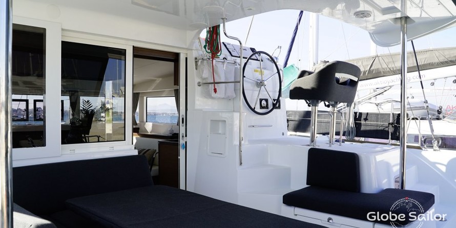 Lagoon 40
