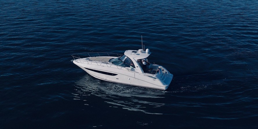 Sea Ray 370 Sundancer