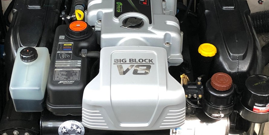 Sea Ray 370 Sundancer