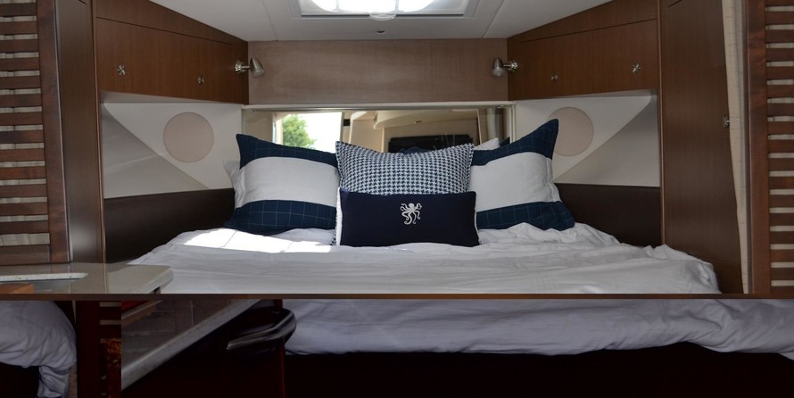 Sea Ray 370 Sundancer