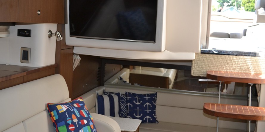 Sea Ray 370 Sundancer