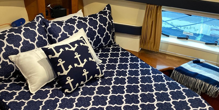 Carver 366 Motor Yacht