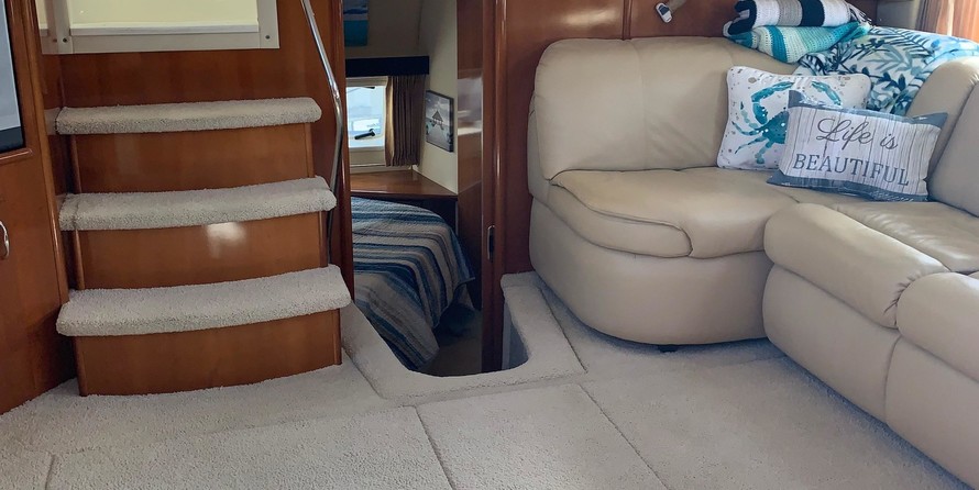 Carver 366 Motor Yacht