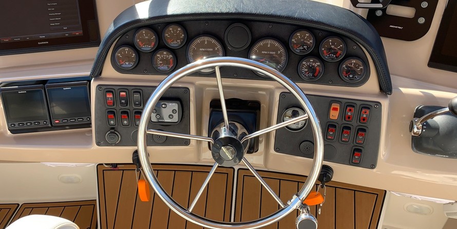 Carver 366 Motor Yacht