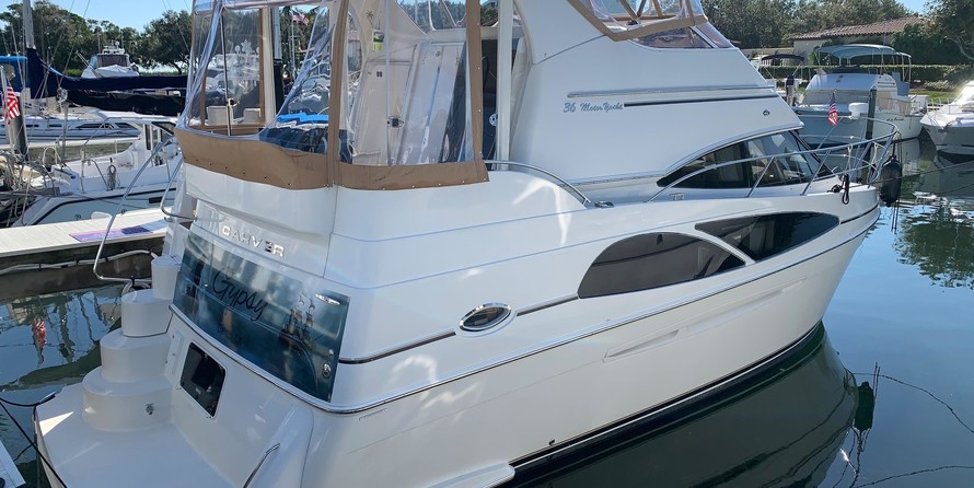 Carver 366 Motor Yacht
