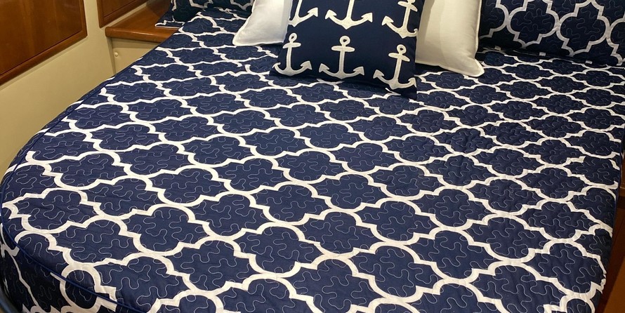 Carver 366 Motor Yacht