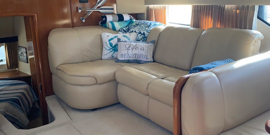 Carver 366 Motor Yacht