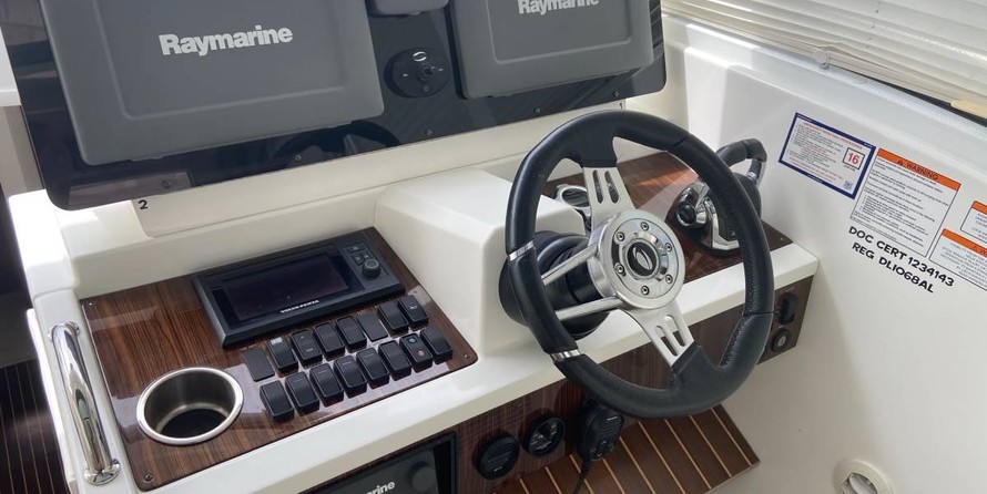 Cruisers Yachts 48 Cantius