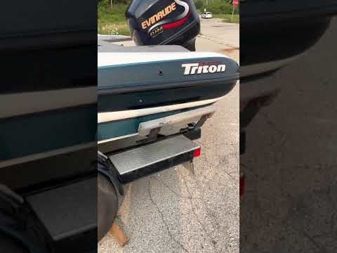 Triton SF-19