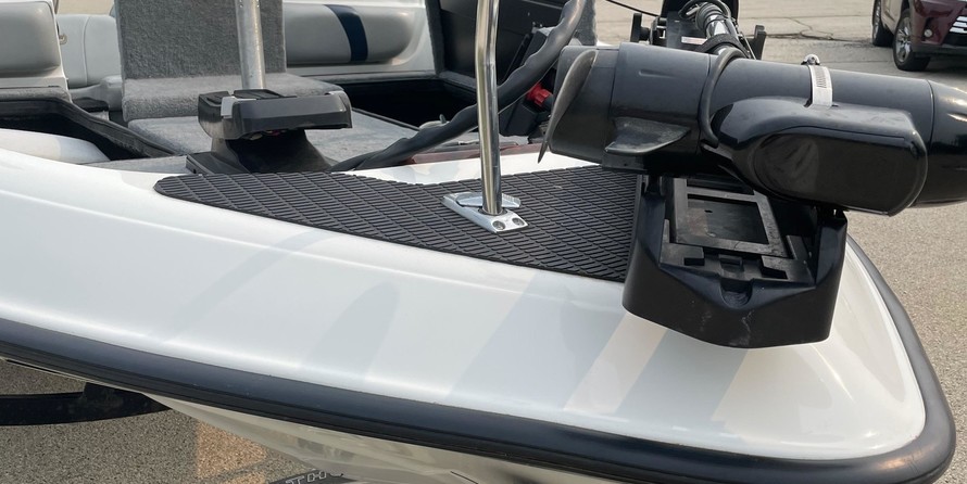 Triton SF-19