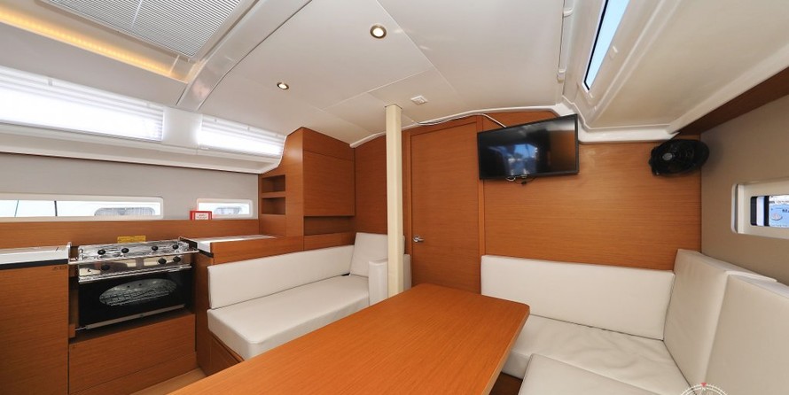 Jeanneau Sun Odyssey 410