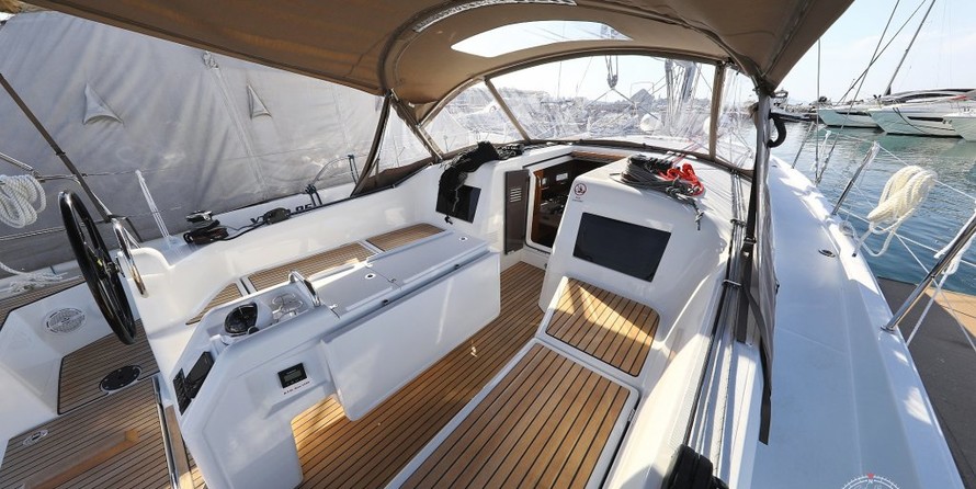 Jeanneau Sun Odyssey 410