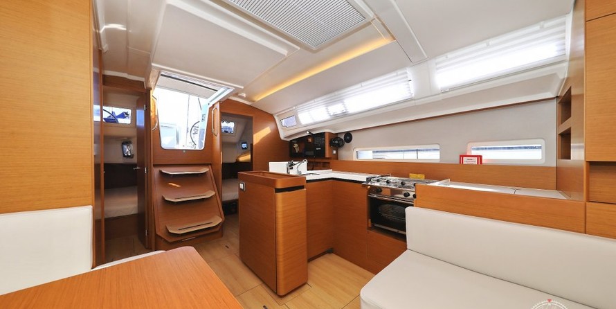 Jeanneau Sun Odyssey 410